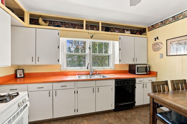 10110 Walden Street, Soddy Daisy, TN 37379