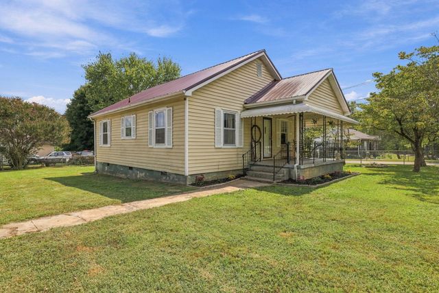 10110 Walden Street, Soddy Daisy, TN 37379