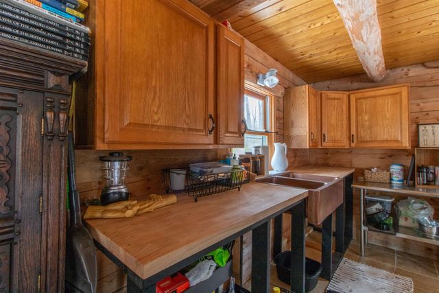 184 Stark Trail, Newbury, VT 05081