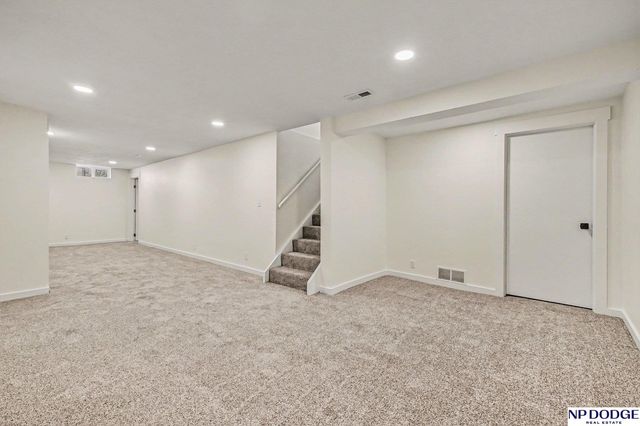 9149 Fowler Avenue, Omaha, NE 68134