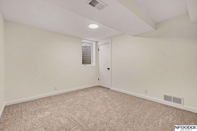 9149 Fowler Avenue, Omaha, NE 68134