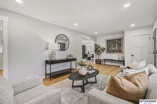 9149 Fowler Avenue, Omaha, NE 68134