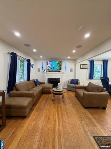 600 Palisade Avenue, Teaneck, NJ 07666