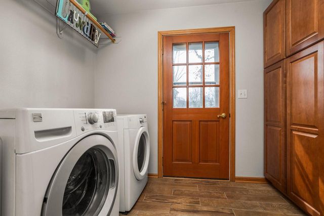 N78W22933 N Coldwater CIRCLE, Sussex, WI 53089