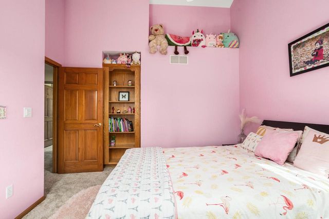 N78W22933 N Coldwater CIRCLE, Sussex, WI 53089