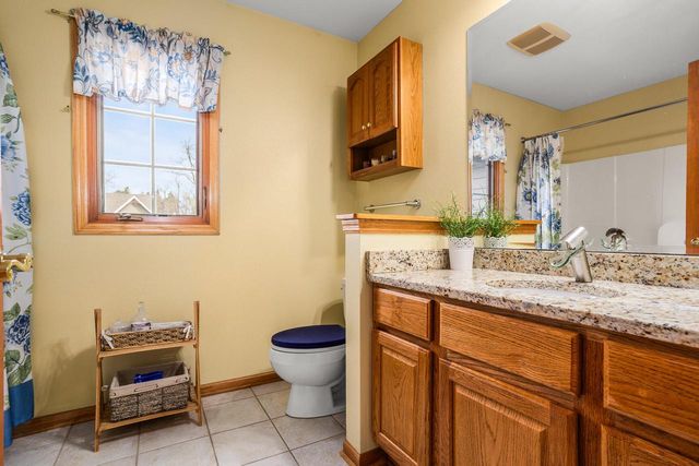 N78W22933 N Coldwater CIRCLE, Sussex, WI 53089