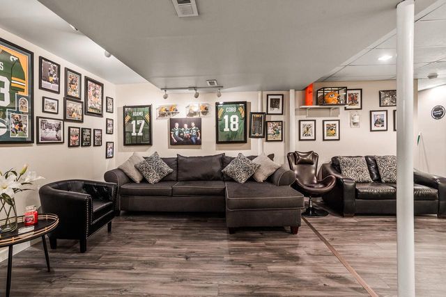 N78W22933 N Coldwater CIRCLE, Sussex, WI 53089