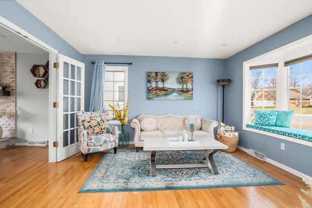 N78W22933 N Coldwater CIRCLE, Sussex, WI 53089