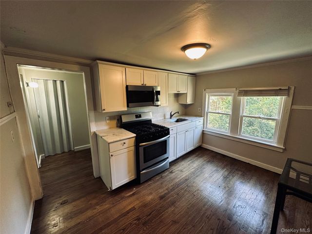49 Walnut Street 3, Montgomery, NY 12549