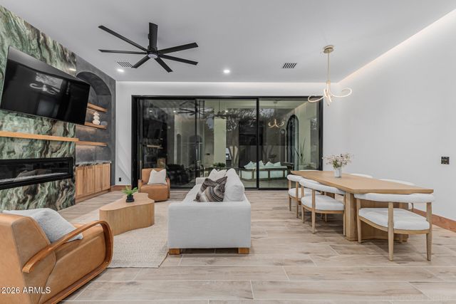 10959 E KORA Lane, Scottsdale, AZ 85255