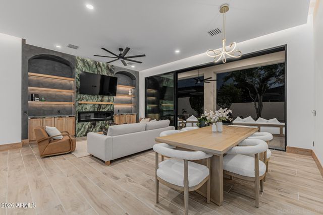 10959 E KORA Lane, Scottsdale, AZ 85255