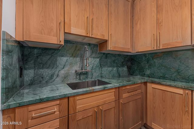 10959 E KORA Lane, Scottsdale, AZ 85255