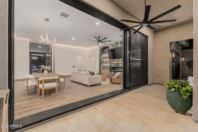 10959 E KORA Lane, Scottsdale, AZ 85255