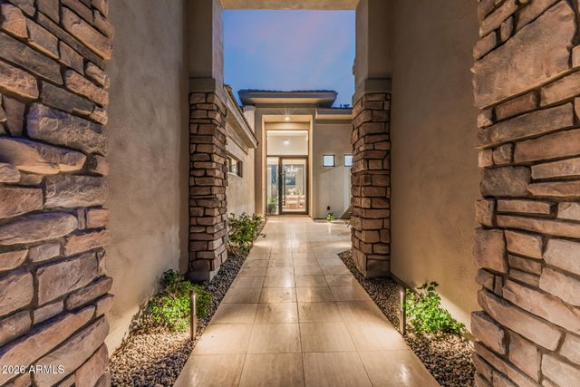 10959 E KORA Lane, Scottsdale, AZ 85255