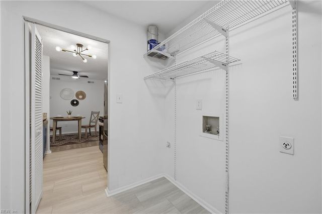 304 Thalia Station CT, Virginia Beach, VA 23452