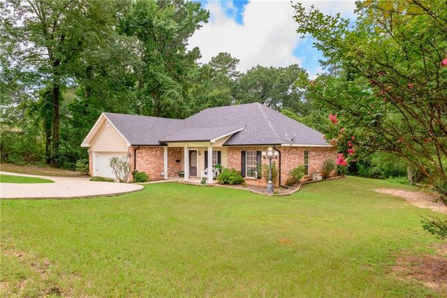 3221 SKYLINE Drive, Pineville, LA 71360