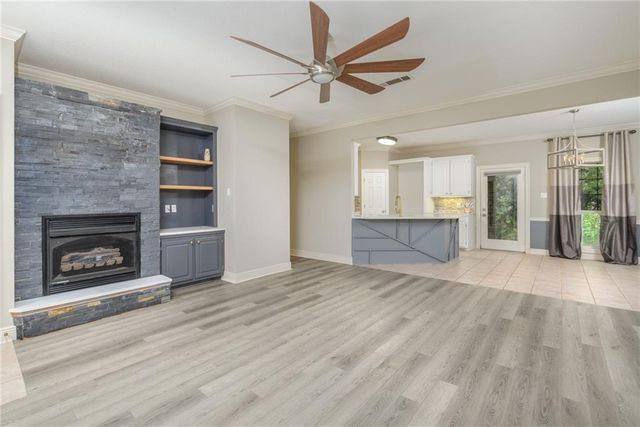 3221 SKYLINE Drive, Pineville, LA 71360