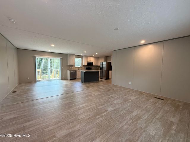 1172 Greenbay Road, Southport, NC 28461