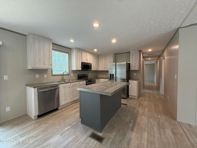 1172 Greenbay Road, Southport, NC 28461