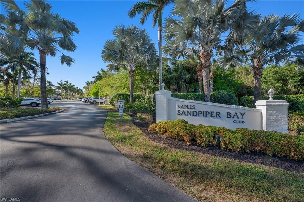 3021 Sandpiper Bay CIR # E205, Naples, FL 34112