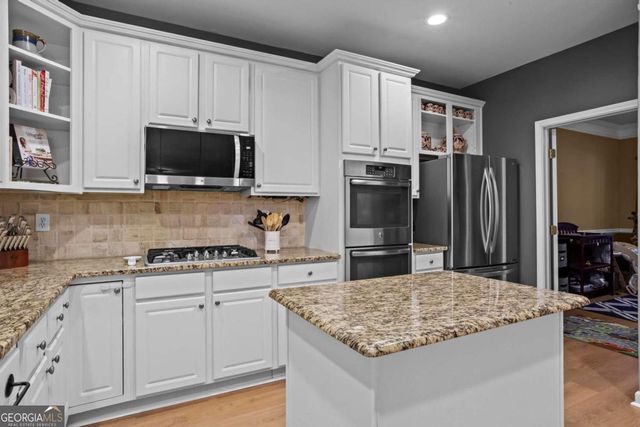 2446 Retreat Close, Marietta, GA 30066