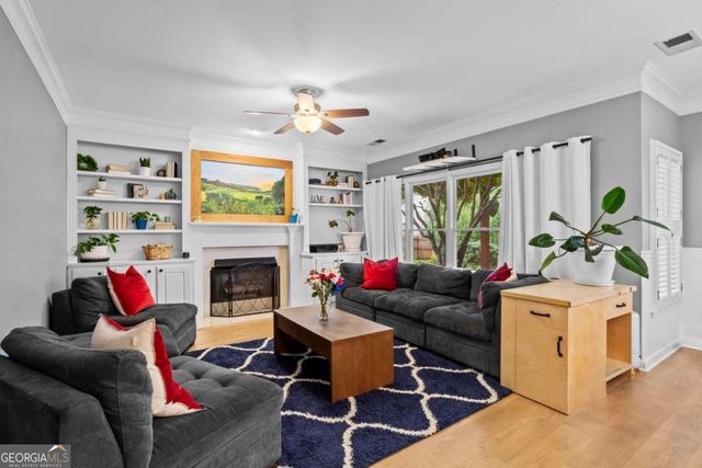 2446 Retreat Close, Marietta, GA 30066