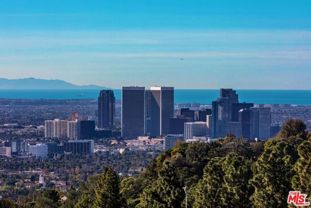 948 Bel Air Road, Los Angeles, CA 90077