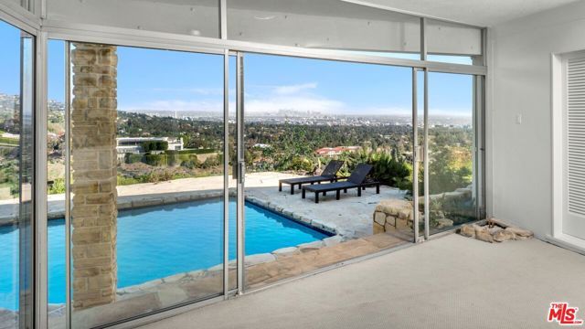 948 Bel Air Road, Los Angeles, CA 90077