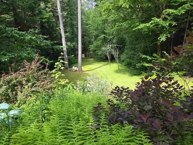2 Tallwood Circle, Londonderry, VT 05148