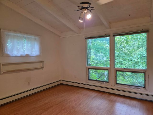 2 Tallwood Circle, Londonderry, VT 05148