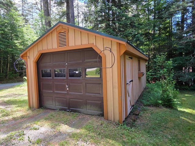2 Tallwood Circle, Londonderry, VT 05148