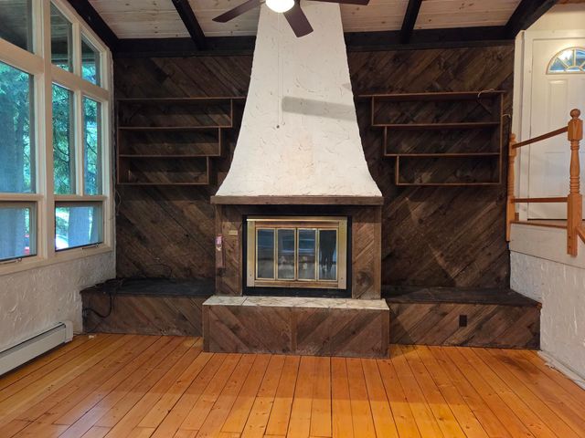 2 Tallwood Circle, Londonderry, VT 05148