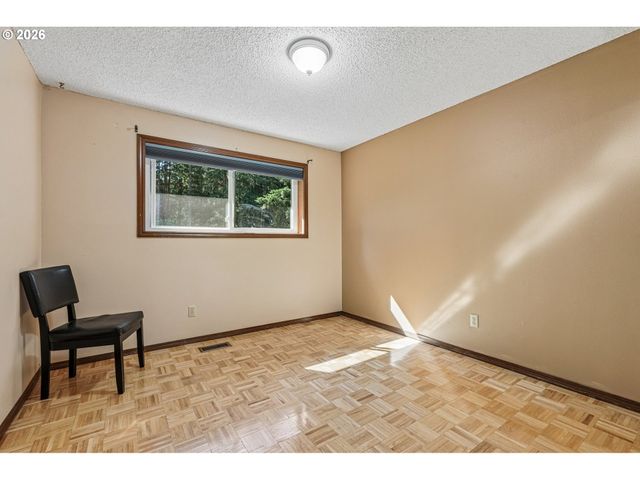 2316 Ne 244TH Ave, Camas, WA 98607