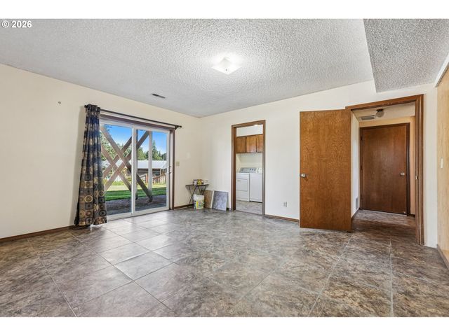 2316 Ne 244TH Ave, Camas, WA 98607