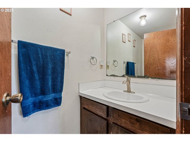 2316 Ne 244TH Ave, Camas, WA 98607