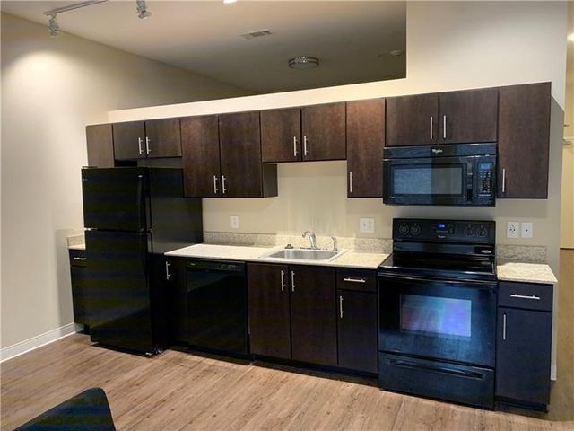 1655 Fifth Avenue 501, Downtown Pgh, PA 15219