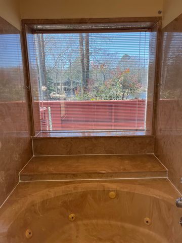 3953 OTTER DR, Memphis, TN 38128