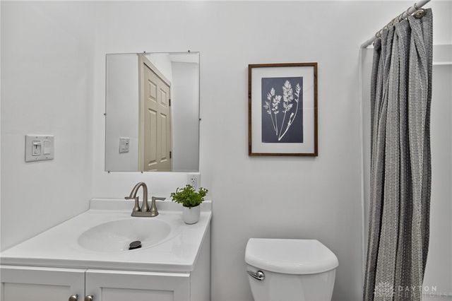 2008 Crescent Boulevard, Middletown, OH 45042