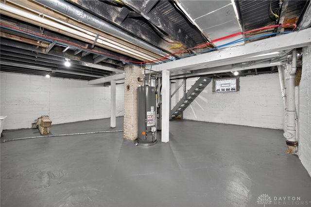 2008 Crescent Boulevard, Middletown, OH 45042