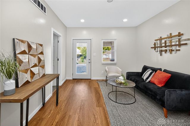 2008 Crescent Boulevard, Middletown, OH 45042