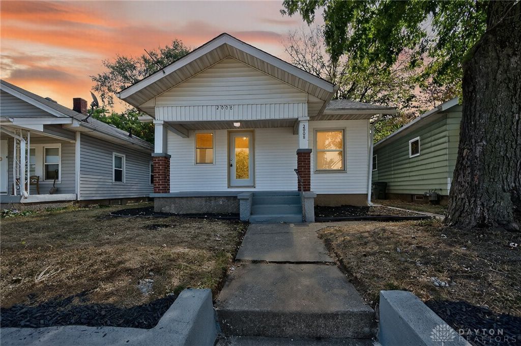 2008 Crescent Boulevard, Middletown, OH 45042