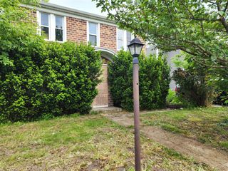 907 Russell Street, Kalamazoo, MI 49001