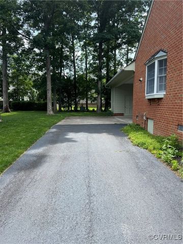 8426 Forge Rd, Henrico, VA 23228