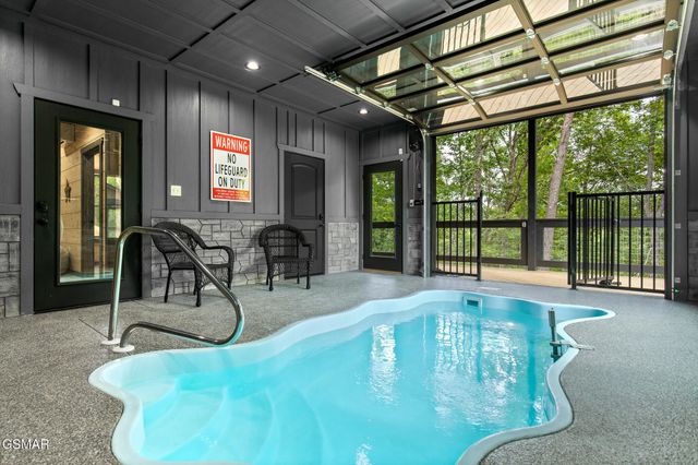 2218 Pinnacle Ridge Trail, Sevierville, TN 37876