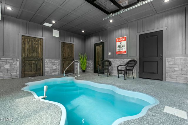 2218 Pinnacle Ridge Trail, Sevierville, TN 37876