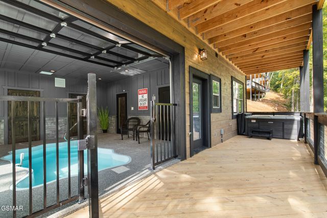 2218 Pinnacle Ridge Trail, Sevierville, TN 37876