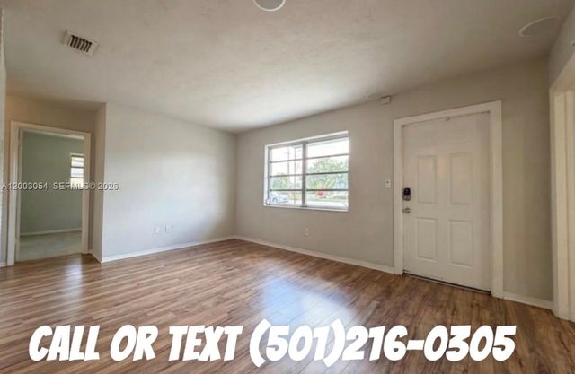 5925 SW 27th St, West Park, FL 33023