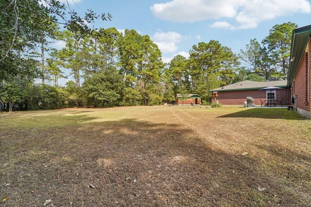 378 Ridgewood Drive, Magnolia, TX 77355