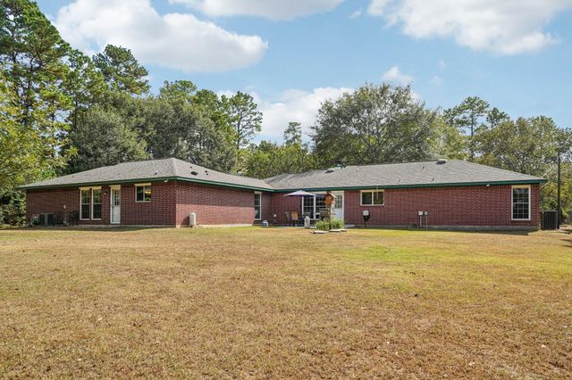 378 Ridgewood Drive, Magnolia, TX 77355