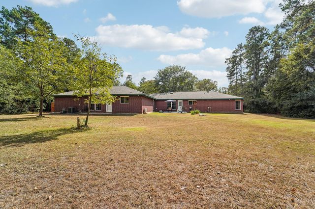 378 Ridgewood Drive, Magnolia, TX 77355